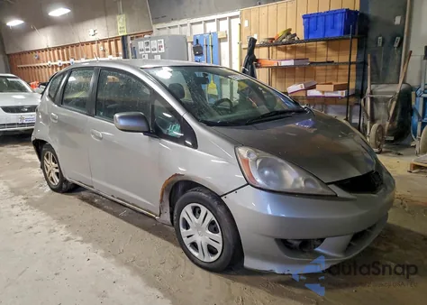 2010 Honda Fit Sport из США, поврежденный, VIN JHMGE8H48AS009538